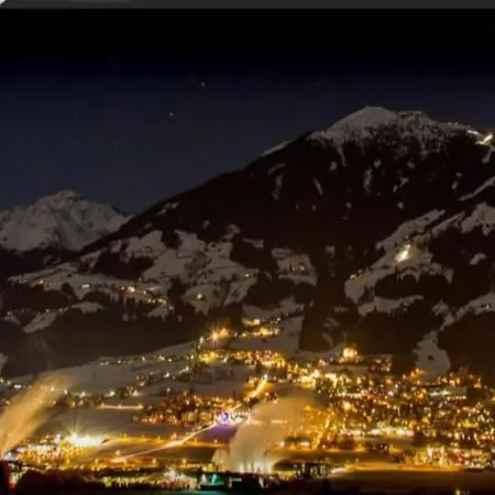 Apartment In Fuegen Near Hochzillertal Skiing, Cleaning Included Apartment