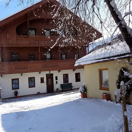 Apartment In Fuegen Near Hochzillertal Skiing, Cleaning Included Apartment